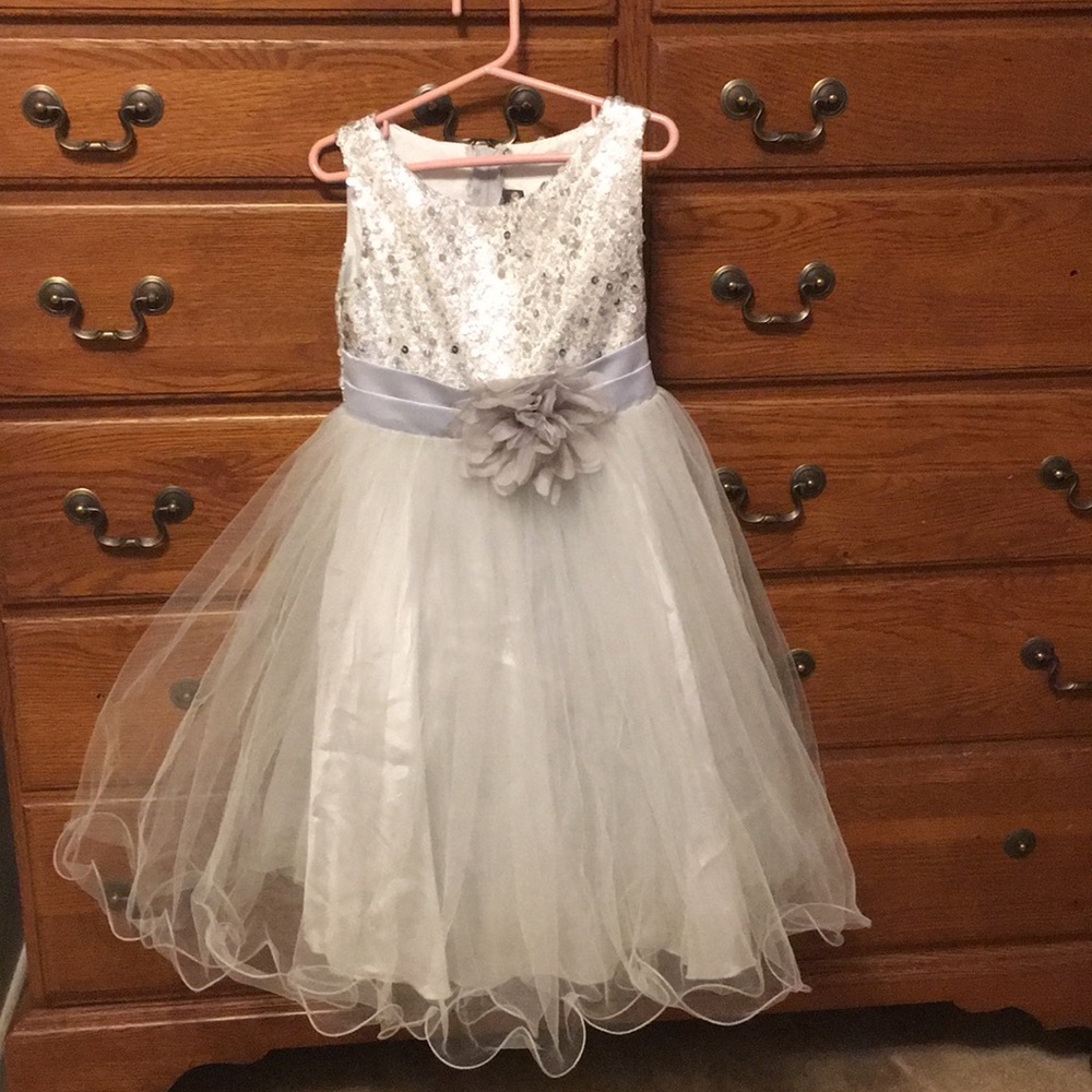 Child size 5/6 dress